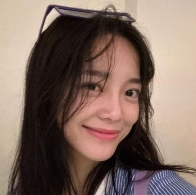 Ofeliazel's profile picture. 