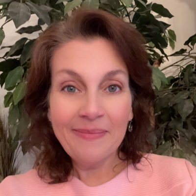 KellyTteacher's profile picture. Love to laugh