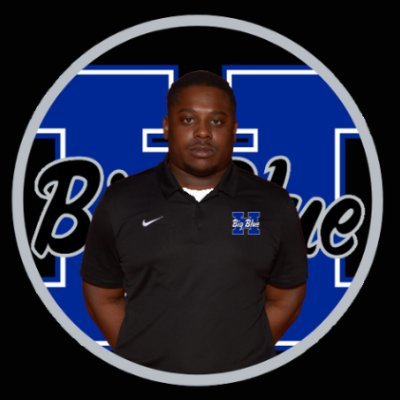 Safe and Secure | RB/Slot Coach for @Bigbluefb | Personal Trainer | Role Model |   Mt. Healthy High School Class of 2009 🔴⚫️⚪️🦉

Venimus, Vidimus, Vicimus