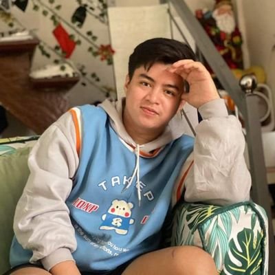 larence008's profile picture. 