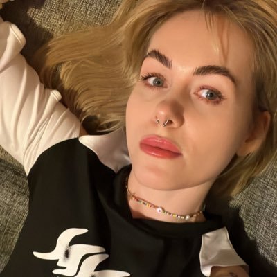 wetsanta's profile picture. ❤️