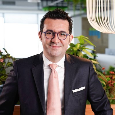 Board Member & CMO @rsotomotivgrubu / Asst. Prof. @halicedu / Digital Marketer / Author / Academician / Automotive Enthusiast