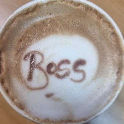 Khondlo_Qwabe's profile picture. News Junkie