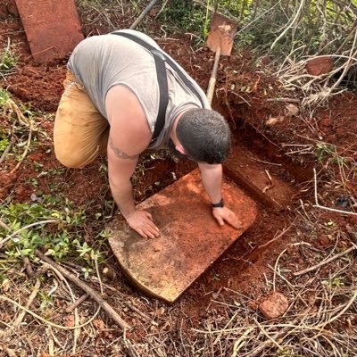 Left corp tax to build a farm in rural Bedford Co. VA with the love of my life. We fix cemeteries. artsy pix + farm thoughts + graveyard galavants+ MD thoughts