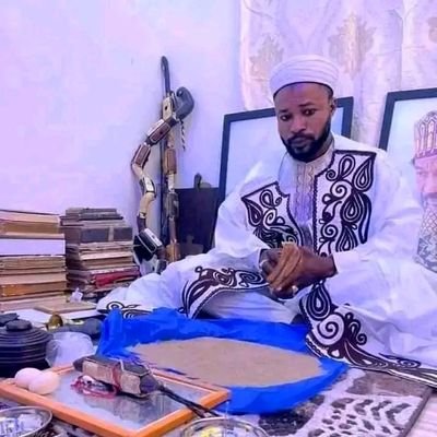 I'm the great chief naa Sumani from northern part Ghana. A spiritual leader of (Kejibi Shirin) sell your problem and get solution to it .
call me +233531519679