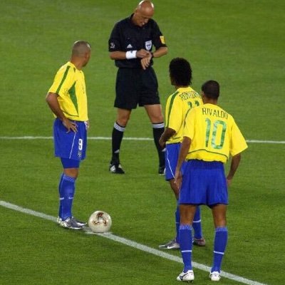 JohnElShabazz's profile picture. Barça takes, American & French politics | Anti colonialist, Pan African | Boxer 🥊 | Afro Latino | Free Palestine ALL DAY!