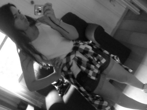 faço de mim casa de sentimentos bons, onde a má fé não faz morada e a maldade não se cria .♪
