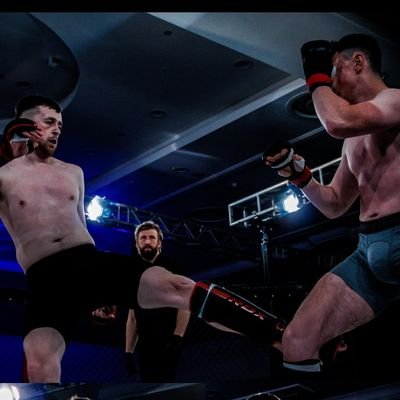 Content Creator under @BelfastStorm • Performance Coach 💪🏼 • MMA Coach 🥋 • Full time Dad 👨