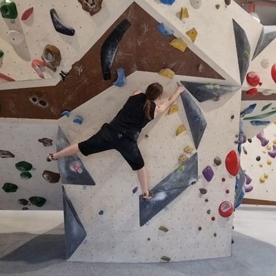 lord_t84's profile picture. (he/him)
Frei zu sein bedeutet Freiheit zu schenken.
Die Beine nie zu schwer um auch dafür zu kämpfen.
Kein Kopf in den Sand, kein Stolz keinem Land.