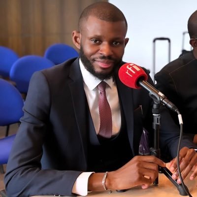 Doctorant en Droit Public || Enseignant de Droit à l'Université de Bordeaux (FR🇫🇷)⚖️ || Chercheur en Droit international || Fièrement Congolais 🇨🇩🇨🇩