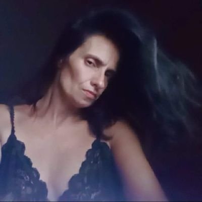 StortiElizabet2's profile picture. ex modelo.  estudiante de 6 idiomas