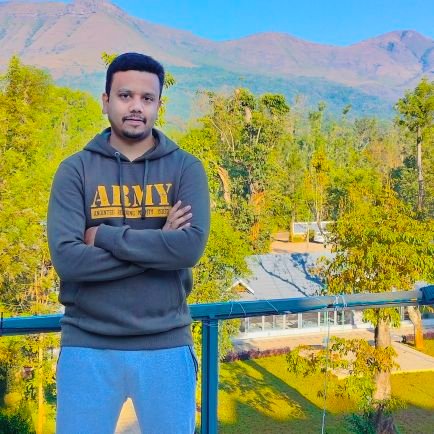 mukund02's profile picture. 😎