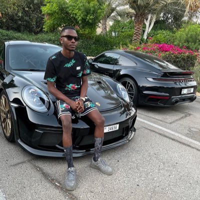 wfeledamasun's profile picture. FIERCE Don't waste time on revenge. The people who hurt you will eventually face their own🔌🐐