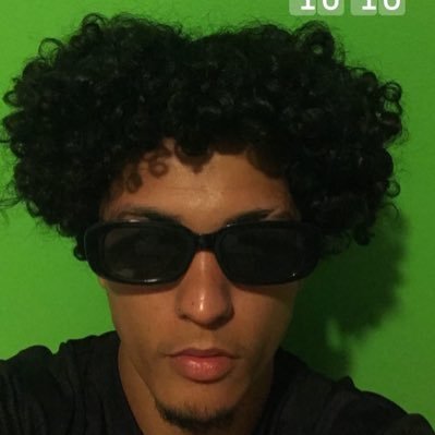 yomellooo's profile picture. 