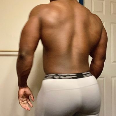 myopaxi's profile picture. muscle boy