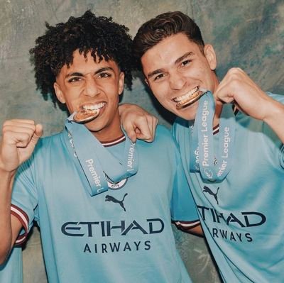 Manchester city fan

skanka🍁