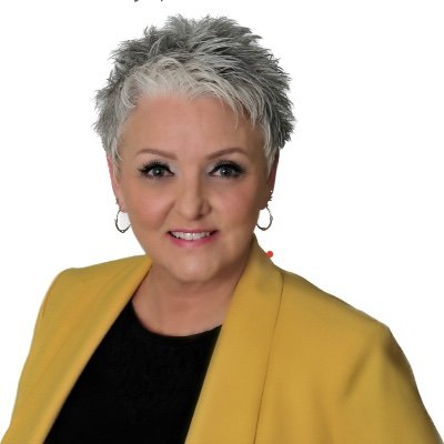 REALTOR®️& Broker Associate @ Century 21 ~ Serving Tulsa and surrounding areas. Grandkids are my World, Book Worm, Loves Nature