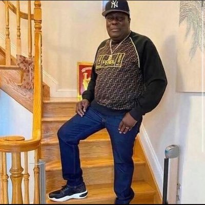 I am dave Johnson the winner of the $298.3 million from the power ball lottery I am giving out $50000 to my first 2k followers
