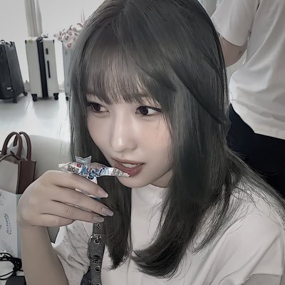 pandas_120's profile picture. edtwt | shtwt | bpd | she/her | 18 | INFP |     sw:95 kg | cw:88 kg | gw: 65 kg