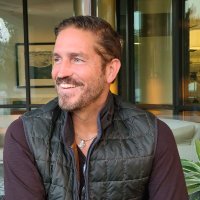 Jim Caviezel (@reallycaviezel) 's Twitter Profile