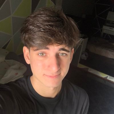 Tomidelese's profile picture. 