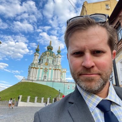 Ukrainian-American political and cultural analyst. Community organizer, media commentator, borshch maker. @regishighschool @vassar https://t.co/i3AxEg3mJ7