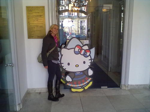 TwittyKitty76's profile picture. 