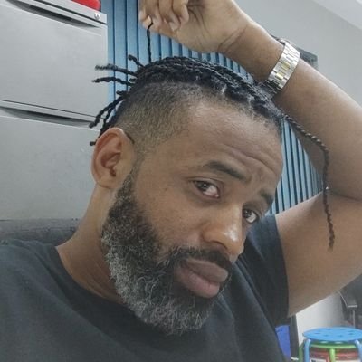 VR, AR and XR solutions pioneer CEO of Virtual Reality Jamaica. Lover of Emerging Tech.Co-founder and president of The Jamaica Esports Initiative.