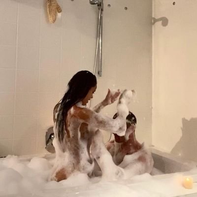 021iloveputaria's profile picture. Confissões e Fotos na DM 💌