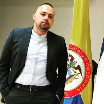 activista contra la corrupción, creo en mi país 🇨🇴 convencido que con trabaja limpio se pueden logran grandes cambios