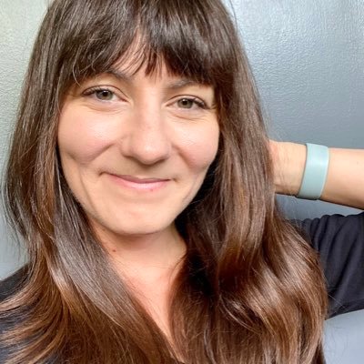 mel_being's profile picture. Design, art, bikes, & walks