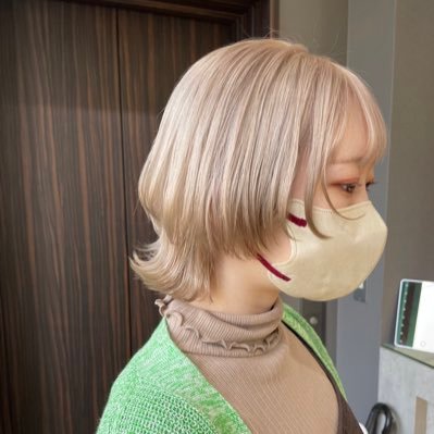 HMT_LT's profile picture. ESP3期生(卒)💡勝木です ライブハウス秘密@LivehouseH 照明･ブッキング🍃 出演希望などお気軽にDMください☺️