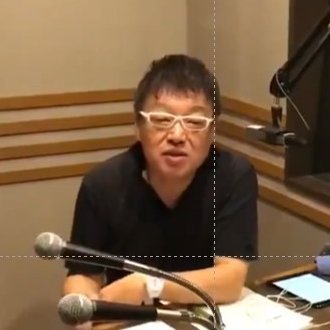 関西でフリーのラジオパーソナリティーと構成作家をやってます。Time again がビジネスのコンセプトです。最近「話し方」をテーマにした本が人気ですよね。読んでみてもピンとこないのは僕だけでしょうか? でも、大丈夫❗️👌っていう「話し方」のお話とお話のタネをラジオパーソナリティー目線でお届けします。