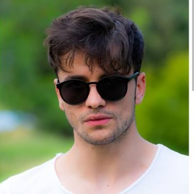 Uzoo2323's profile picture. Yaş 33 boy 1.70 kilo 71 esmer erkek