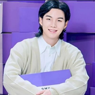 안녕하세요 제가 가장 좋아하는 팬과 사랑입니다. 여기 제 새 뱅어 계정이 있습니다.