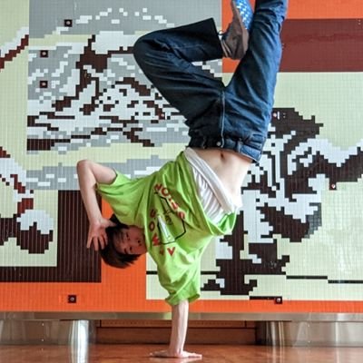 bboy歴3年目にもうすぐ突入
の初心者bboyです。
最近はフリーズを強化中
「座右の銘」休養は大切。
夢はKOSÉ 8ROCKSさんと踊ること
【ダンスチーム】ATMOS SESSION 結成
【ブログ】https://t.co/s2kTpG0XG8