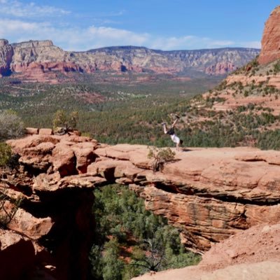 J540i's profile picture. 