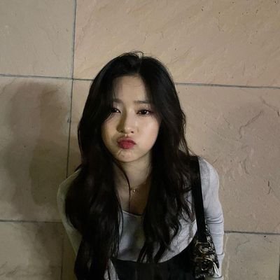 SaskiaPutr76423's profile picture. my prvcyy