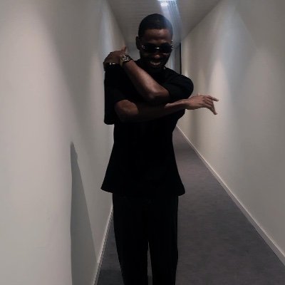 eltonneto1's profile picture. Talentoso | Nobody deserves to feel like a failure.