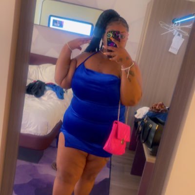 I’m A Aries ♈️ Im A Baker 👩🏾🍳 I’m a hustler 💸 and I’m Big Women 🙋🏾♀️