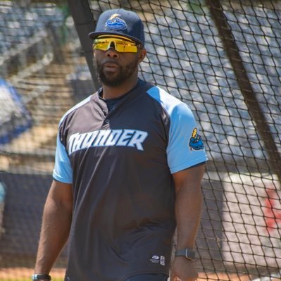 MLB Draft League Manager for the Trenton Thunder , former minor league infielder, continuous learner of the game!