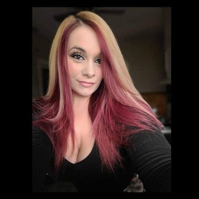 AMAH200021's profile picture. AVON sales REP shop with me to get some amazing deals ! https://t.co/wqNQqBN8ub