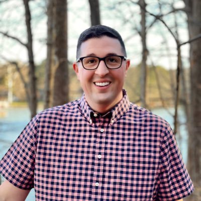 iCharlieHolt's profile picture. Realtor® | Dad | Friend