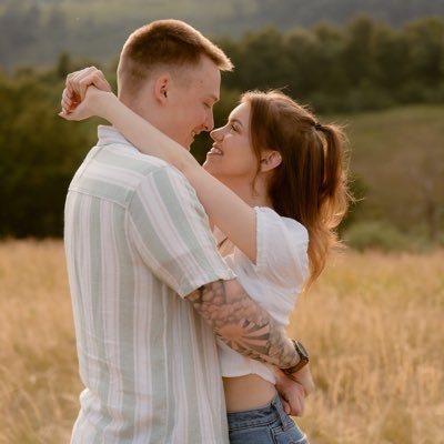 sarahnbrodsky's profile picture. 24 • ♈︎