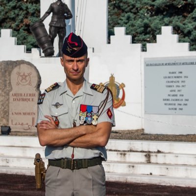 Compte officiel du colonel Romain CASSAN, chef de corps du 68e régiment d'artillerie d'Afrique 💥👉🏻 https://t.co/1KoeLmuBdO 🥾 #68eRAA
