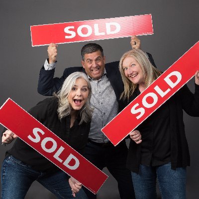 Professional Realtors® proudly serving real estate - BUYERS - SELLERS - INVESTORS - in Barrie and surrounding communities of Simcoe County | English / Français