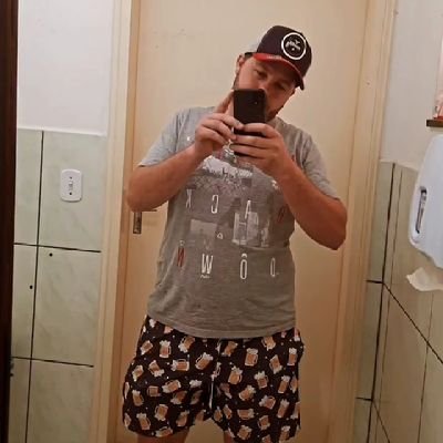 Em busca do meu sucesso.
*São João, PR
*24 anos
*Agricultor,pecuária leitera