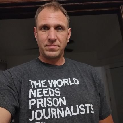 Formerly incarcerated journalist, award-winning writer, podcaster, and communications consultant seeking to network with anyone in the social justice field.