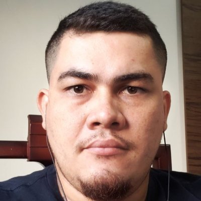 Desenvolvedor e analista de sistemas; professor de programação; usuário de ChatGPT nos bugs que começam a desafiar a lógica das coisas.
