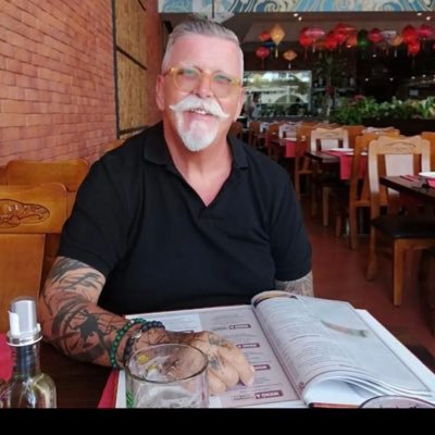 JohnChambo43305's profile picture. the original colonel  🏴󠁧󠁢󠁥󠁮󠁧󠁿